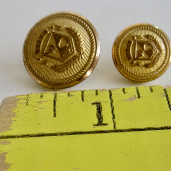 Marshall Fields Racquet Club Gold Buttons 8-Pc Set Blazer Replacement Waterbury - Picture 5 of 6